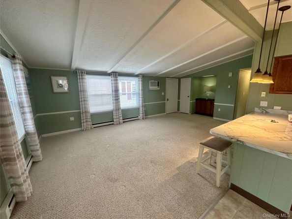 16 Village Circle E, Manorville NY 11949