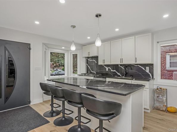 206-15 Richland Avenue, Hollis Hills NY 11364