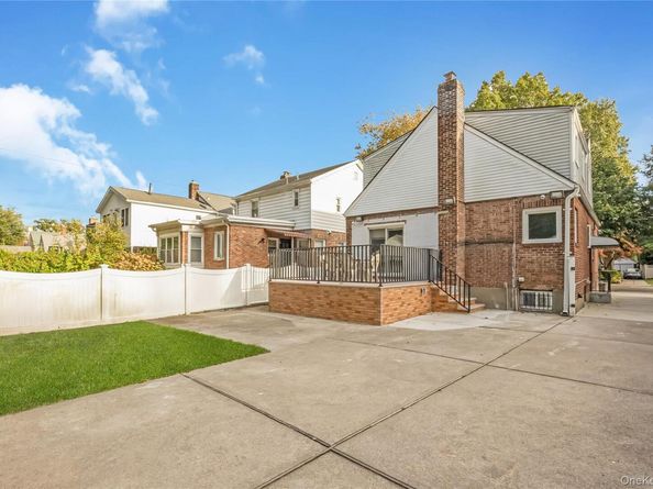 206-15 Richland Avenue, Hollis Hills NY 11364