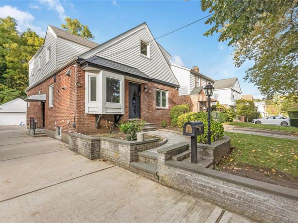 206-15 Richland Avenue, Hollis Hills NY 11364