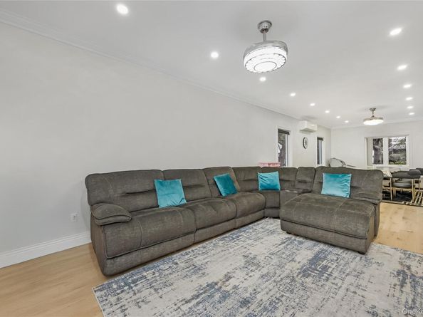 206-15 Richland Avenue, Hollis Hills NY 11364