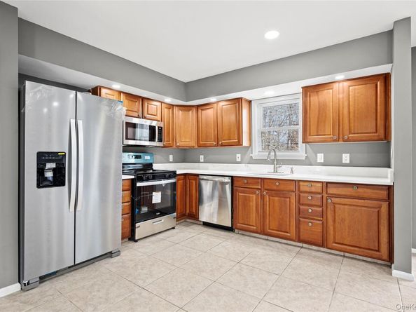 11A Grand Avenue, Yaphank NY 11980