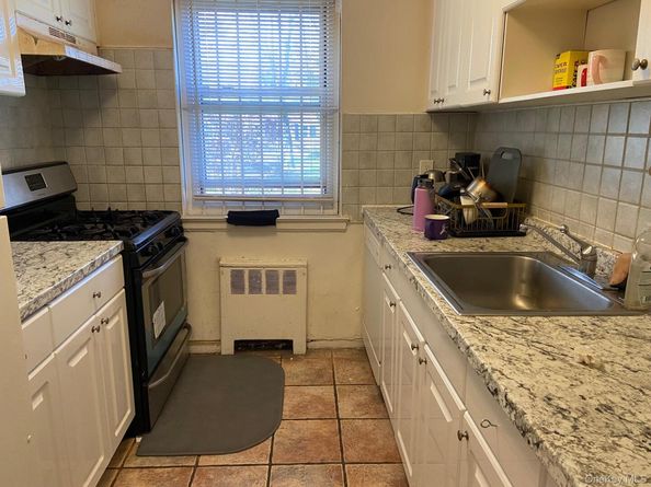 152-63 Jewel Avenue 1FL, Flushing NY 11367