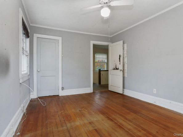 24 Muir Place, New Rochelle NY 10801