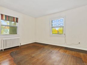 24 Muir Place, New Rochelle NY 10801