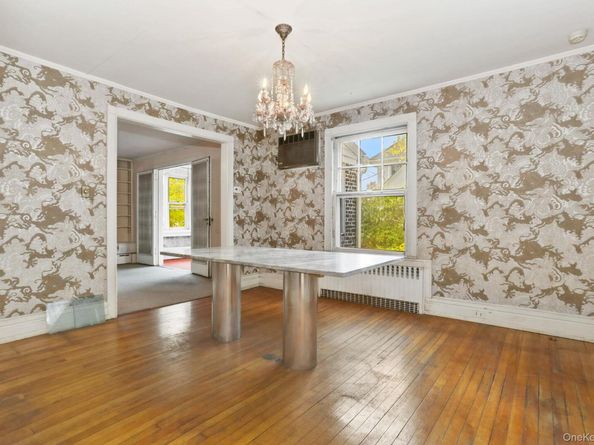 24 Muir Place, New Rochelle NY 10801