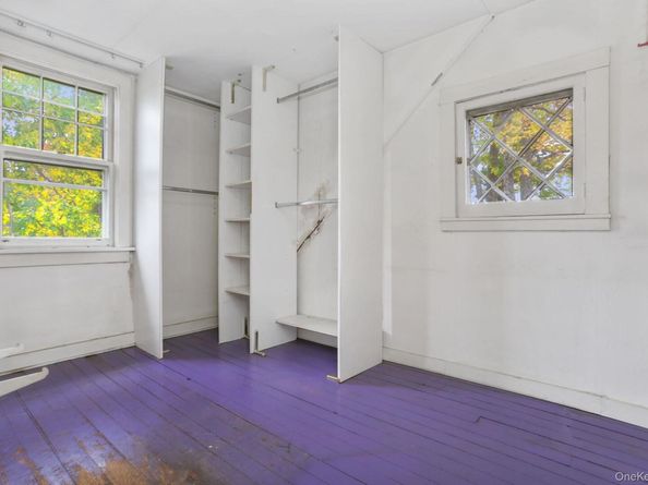 24 Muir Place, New Rochelle NY 10801