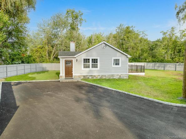 3167 Lincoln Drive, Mohegan Lake NY 10547