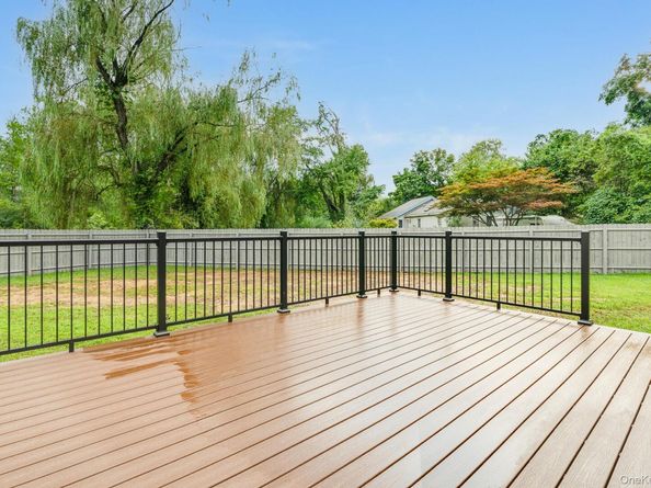 3167 Lincoln Drive, Mohegan Lake NY 10547