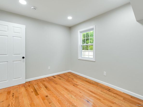 3167 Lincoln Drive, Mohegan Lake NY 10547