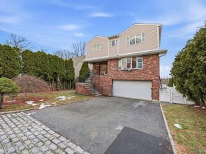 41 Tyndale Place, Yonkers NY 10701