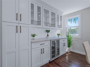 2 Polo Street, Dix Hills NY 11746