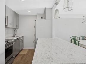 2 Richmond Road 3a, Lido Beach NY 11561