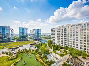 13105 40th Road 11T, Flushing NY 11354