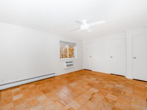 1233 Melville Road 60, East Farmingdale NY 11753