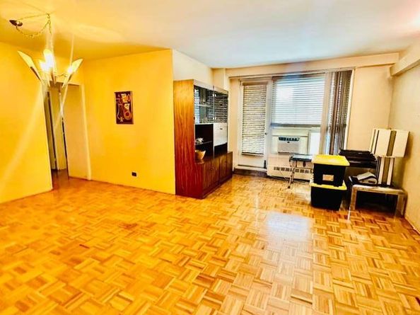 97-10 62 Drive 4J, Rego Park NY 11374