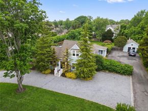 15 Walnut Avenue, East Quogue NY 11942