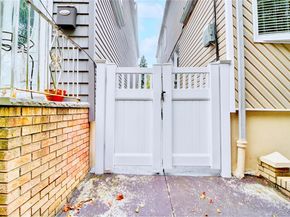 6510 80th Avenue, Glendale NY 11385