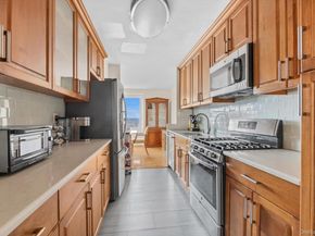 555 Kappock Street 21E, Bronx NY 10463