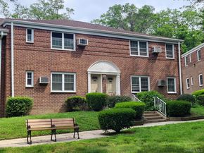 224-23 Kingsbury Avenue B, Oakland Gardens NY 11364
