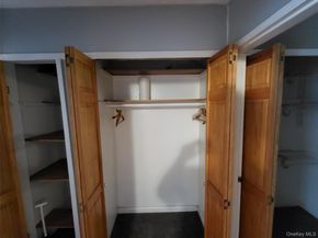 224-23 Kingsbury Avenue B, Oakland Gardens NY 11364