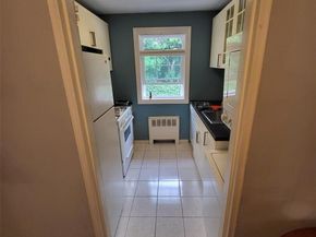 224-23 Kingsbury Avenue B, Oakland Gardens NY 11364
