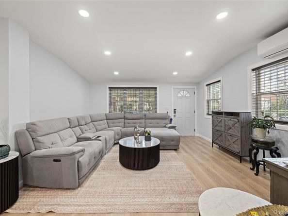 1805 Lacombe Avenue, Bronx NY 10473