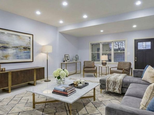 338 E 234th Street, Bronx NY 10470