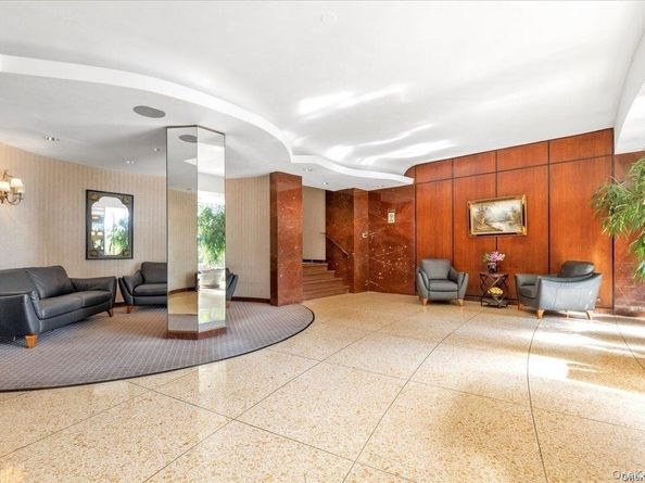 61-20 Grand Central Parkway C303, Forest Hills NY 11375