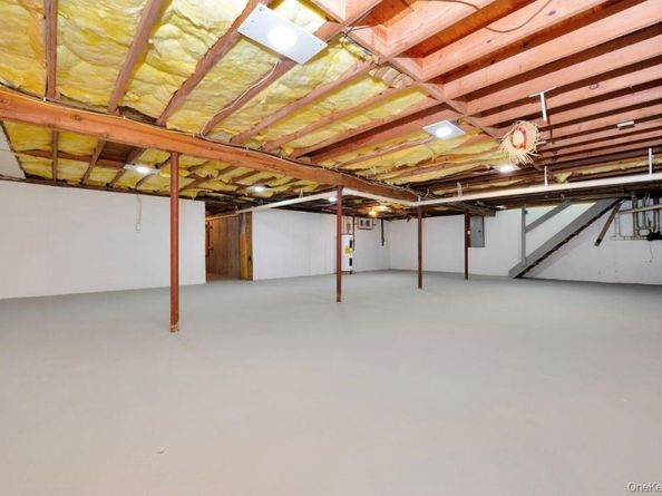 59 Nelson Road, Selden NY 11784