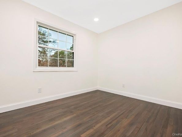 59 Nelson Road, Selden NY 11784