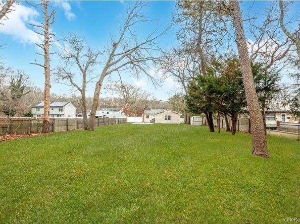 59 Nelson Road, Selden NY 11784