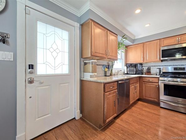 6 Virginia Road, Centereach NY 11720