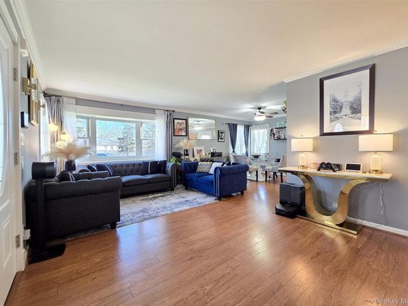 6 Virginia Road, Centereach NY 11720