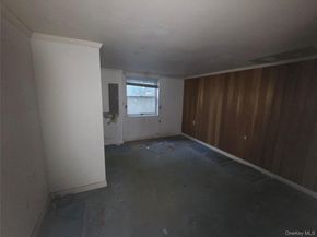 30 Matthews Drive, Speonk NY 11972