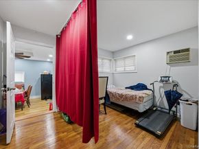 11 Crescent Street, Oyster Bay NY 11801