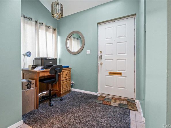 1329 Broadway Q10, Hewlett NY 11557