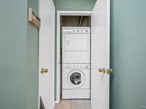 1329 Broadway Q10, Hewlett NY 11557