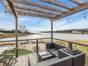 7 Springville Circle, Hampton Bays NY 11946