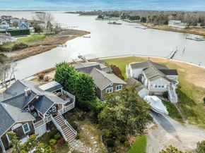 7 Springville Circle, Hampton Bays NY 11946