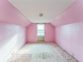 1119 Theodora Street, Franklin Square NY 11010