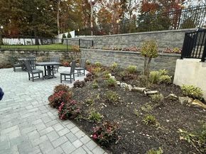 128 Santa Barbara Drive 128, Plainview NY 11803