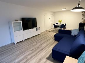 128 Santa Barbara Drive 128, Plainview NY 11803