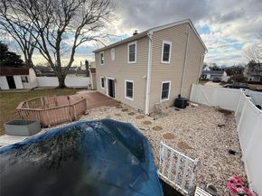 63 Anchor Lane, Levittown NY 11756