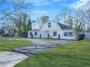 20 Matsunaye Drive, Medford NY 11763