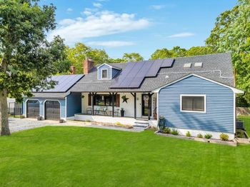 17 Woodcrest Drive