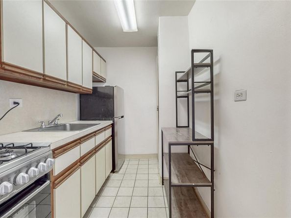 8420 153rd Avenue 6H, Howard Beach NY 11414