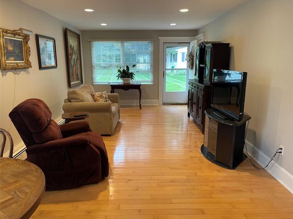 107 S Country Road, East Patchogue NY 11772