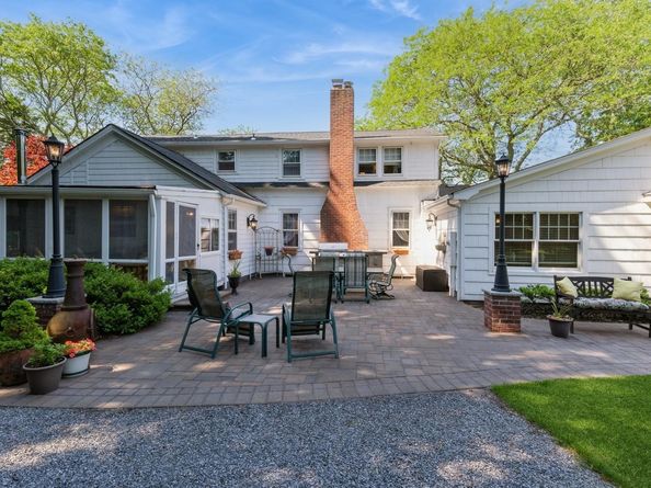 107 S Country Road, East Patchogue NY 11772