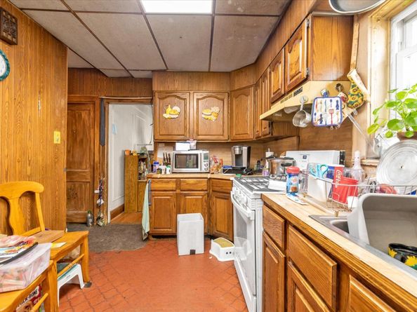 142-16 223 Street, Laurelton NY 11413